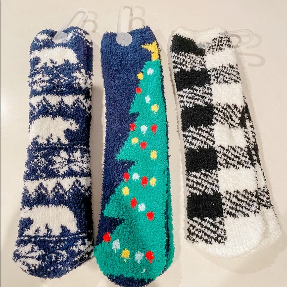 Old Navy  Accessories  Old Navy Christmas Cozy Socks  Poshmark